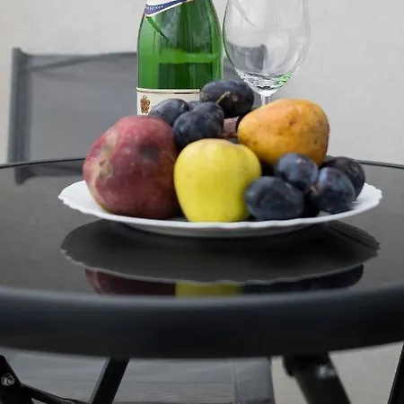 Apartment Lifestyle A27 *